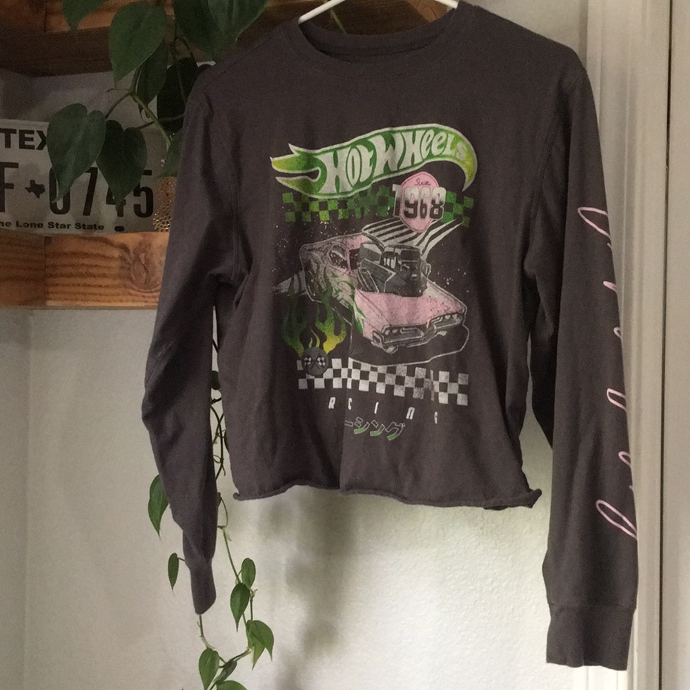 Hot Wheels Crop
